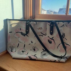 Coach tote